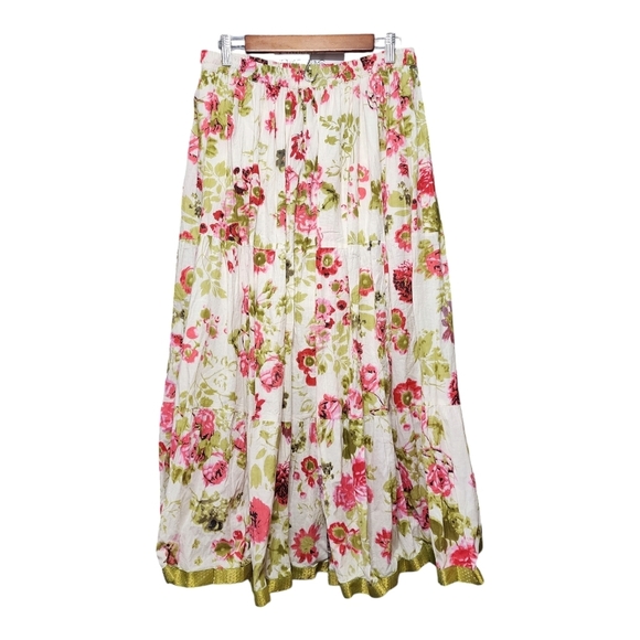 Floral Print Women's Skirt - Picture 2 of 5